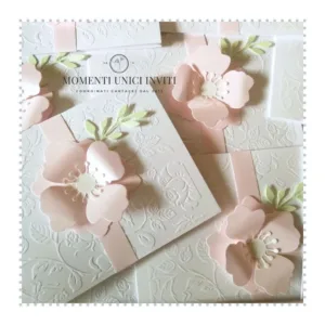 partecipazione elegante con fiore momenti unici inviti - chloe