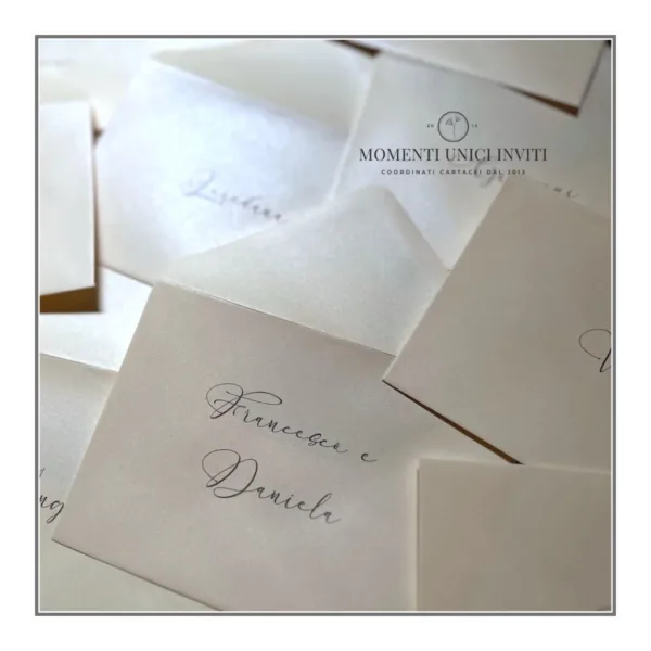 Servizio di grafica e stampa personalizzata su busta