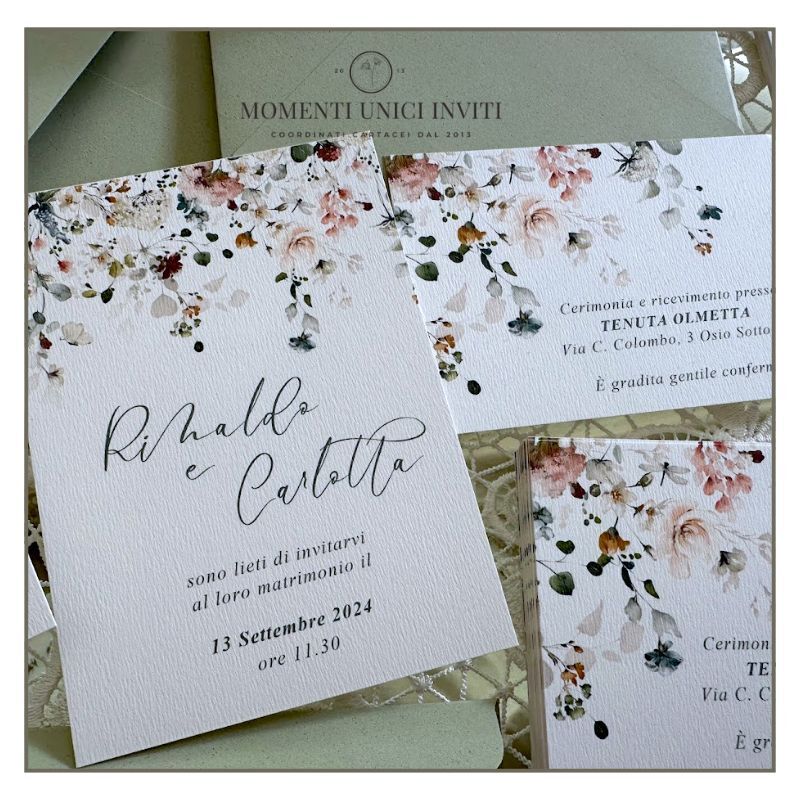 le partecipazioni Nuvola Floreale di Rinaldo e Carlotta - Momenti Unici Inviti Blog