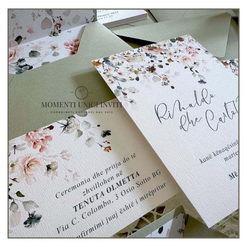 le partecipazioni Nuvola Floreale di Rinaldo e Carlotta - Momenti Unici Inviti Blog