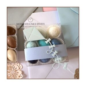 momenti unici inviti - box degustazione 9 confetti su pirottino con aquilone