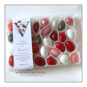 scatola degustazione confetti laurea con pirottini
