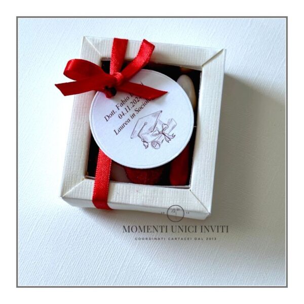 elegante scatolina confetti laurea