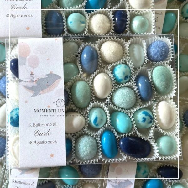 Scatola 31 Confetti Battesimo Bimbo - Grafica Personalizzabile - immagine 2