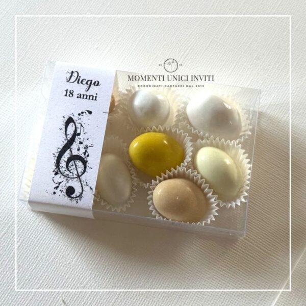 momenti unici inviti box degustazione 9 confetti 18 compleanno ragazzo