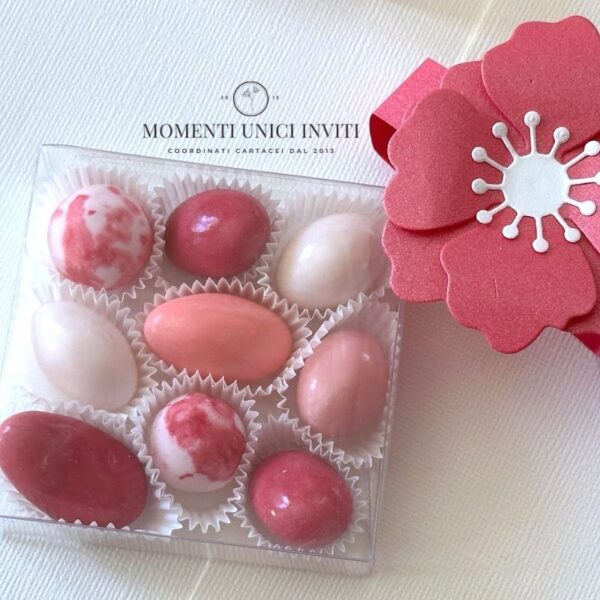 momenti unici inviti - box degustazione confetti con fiore fucsia