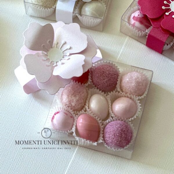 momenti unici inviti - box degustazione confetti con fiore rosa